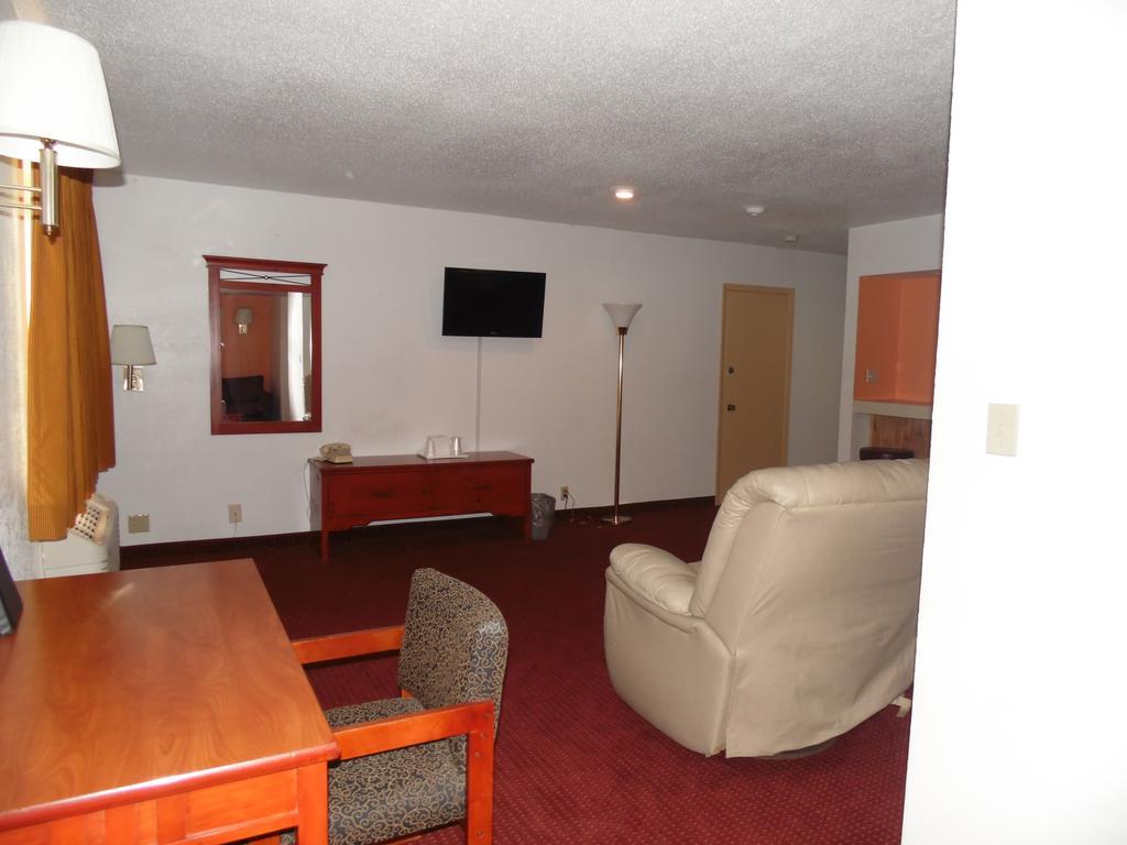 American Inn & Suites Boone Habitación foto