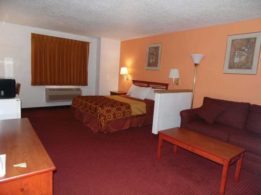 American Inn & Suites Boone Habitación foto
